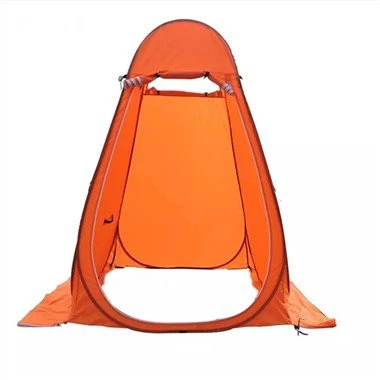 Намет для душу на відкритому повітрі